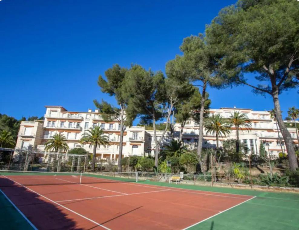 Studio 4 Personnes Copropriete Pas Frais De Menage Hyeres Bagian luar foto